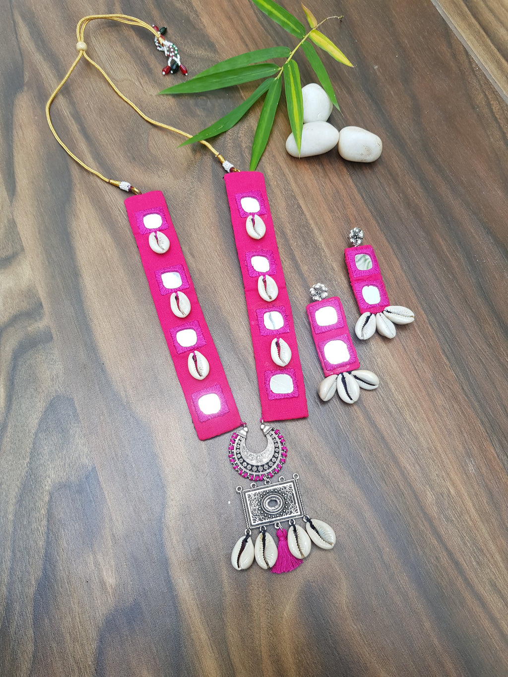 Pink Unique Long Necklace & Earring Set With Cowrie