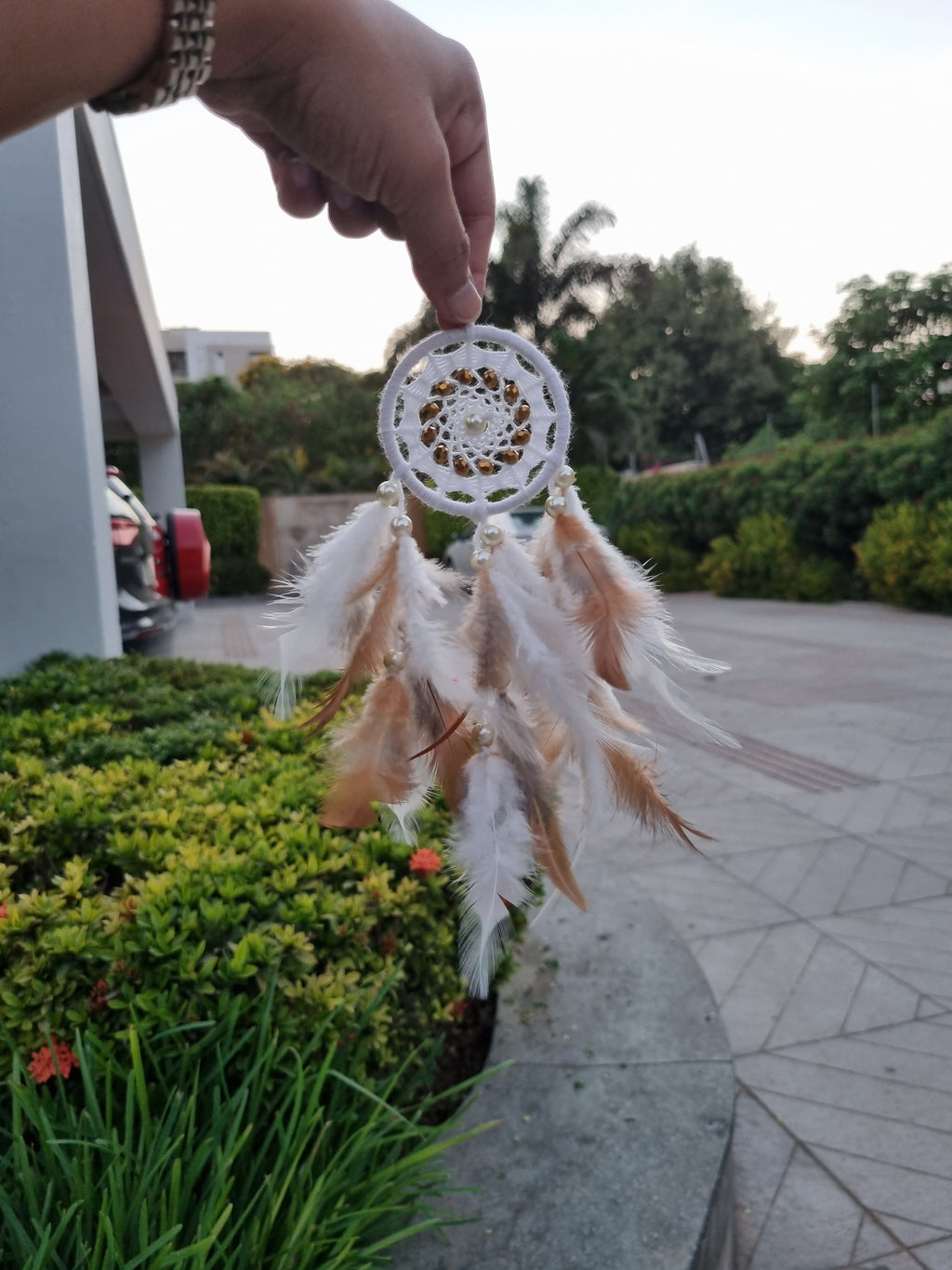 White Knitted Disc Car Hung