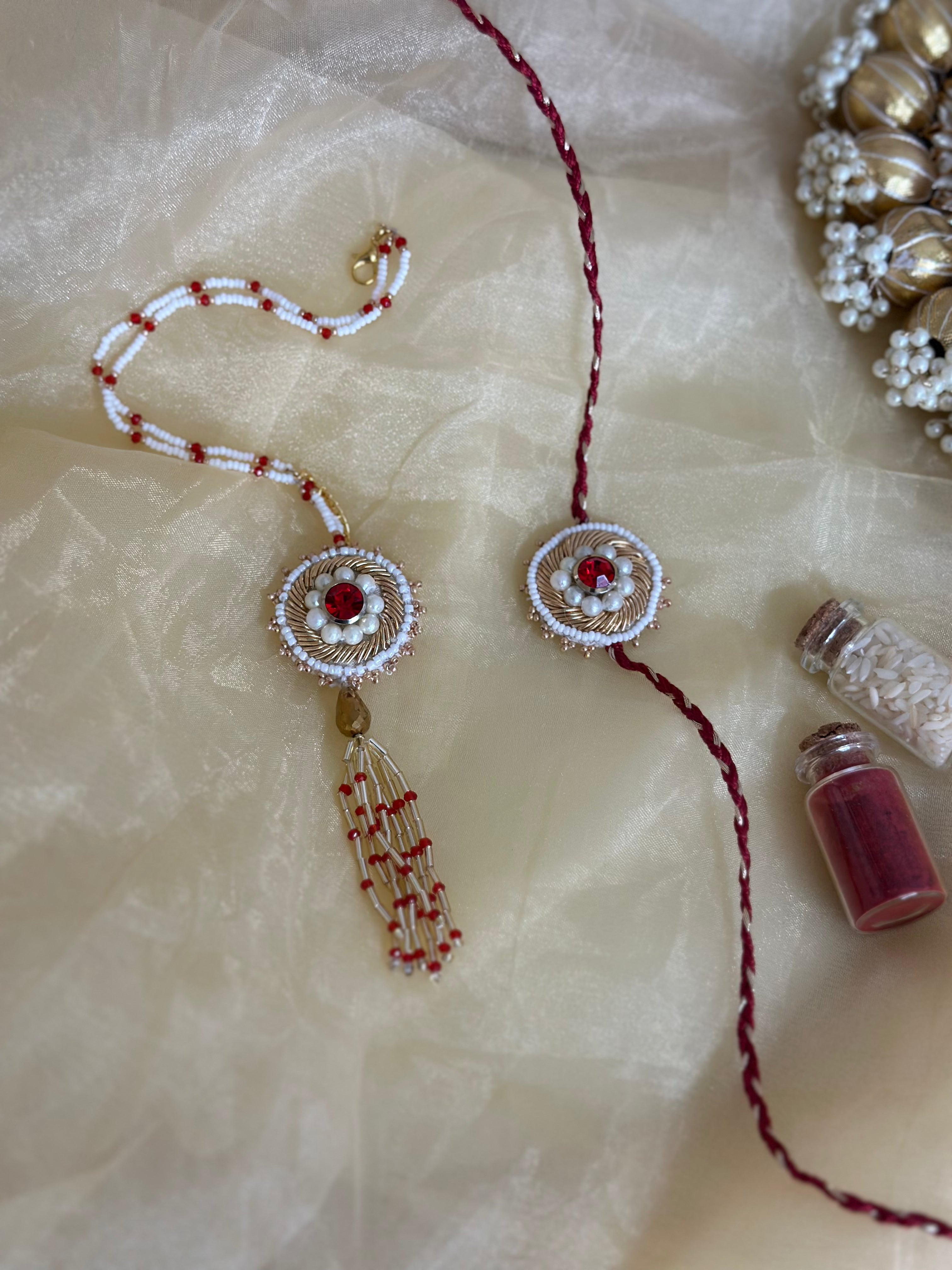 Sunheri classy rakhi