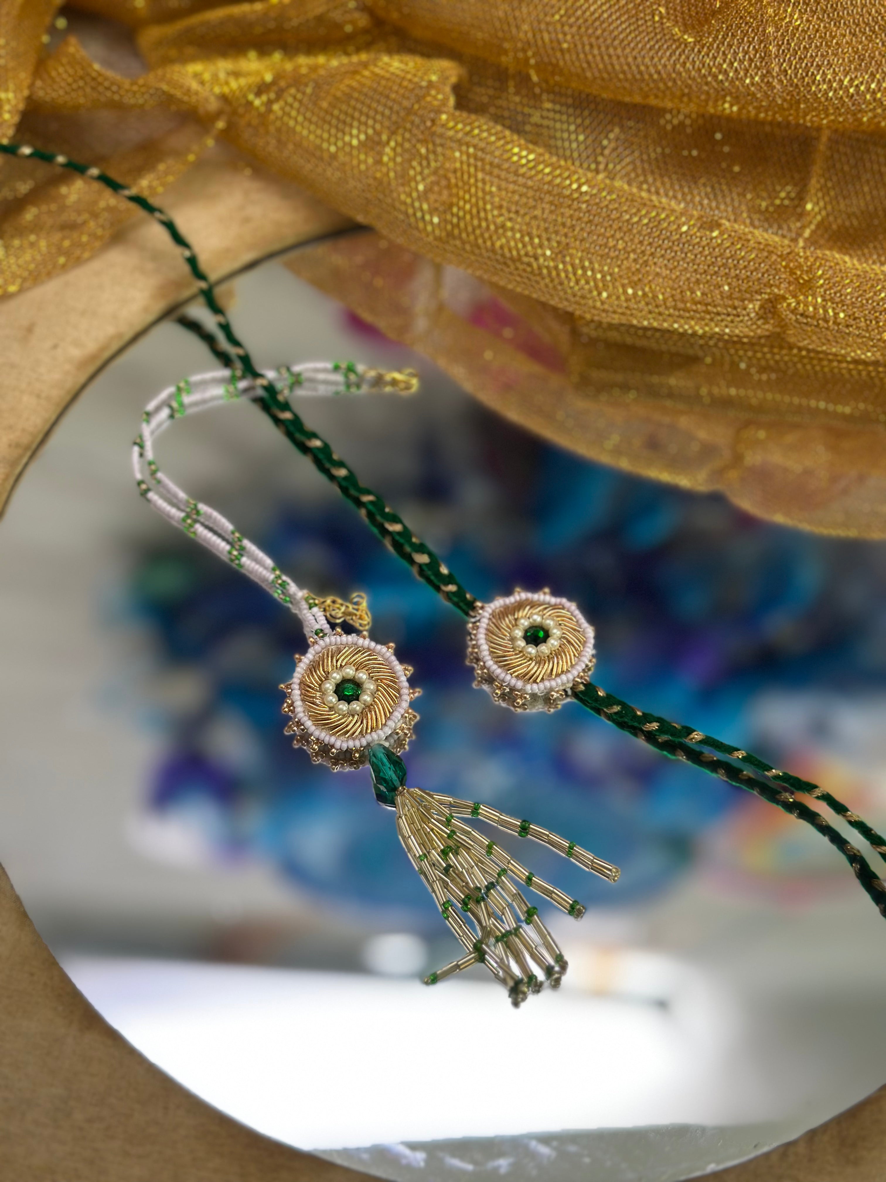 Sunheri classy rakhi