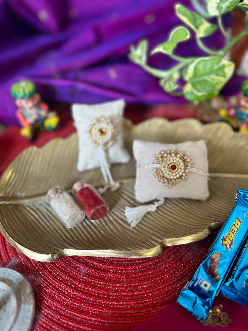 Safeed pearl Rakhi set