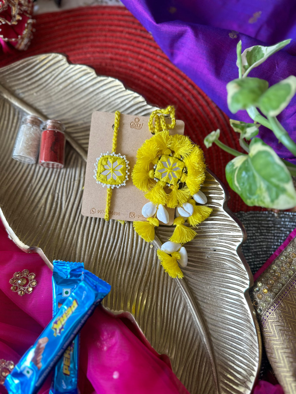 Kanch vali rakhi set