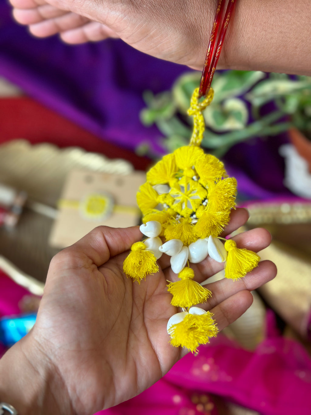 Kanch vali rakhi set