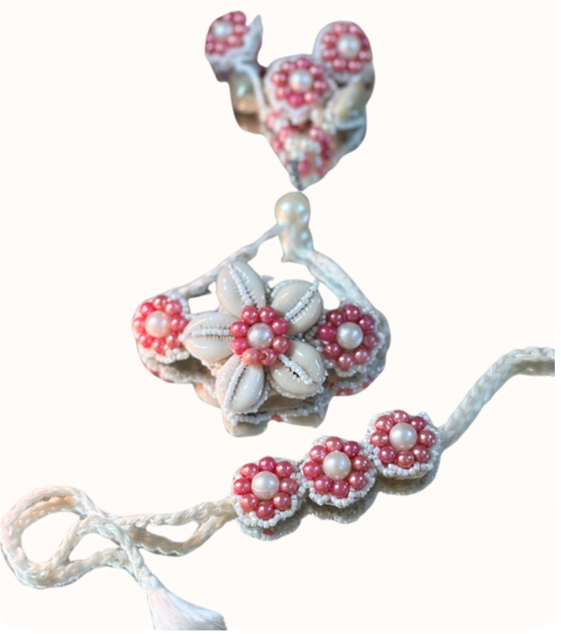 Shell floral Rakhi set