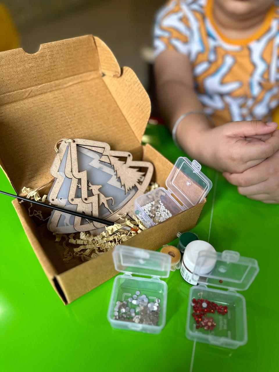 DIY Christmas tree activity kit